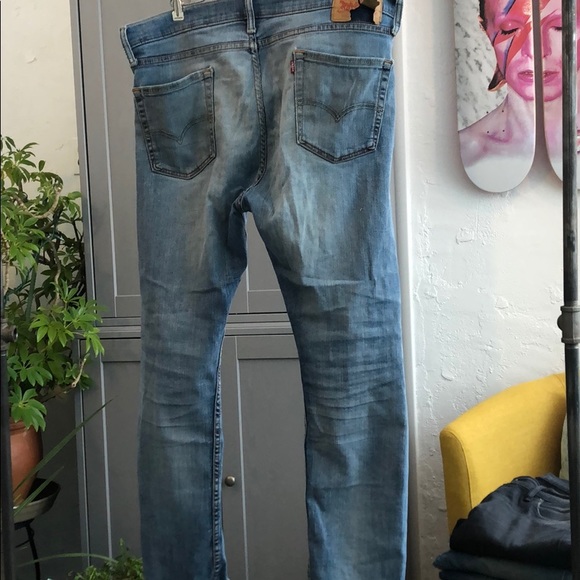 Very well worn Levi’s 510 skinny jeans. 34x30 - Picture 10 of 13